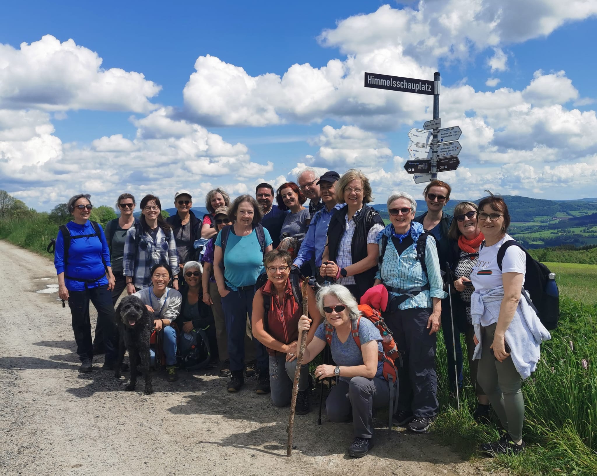 Wandergruppe beim Quellentag mit Marion Mack